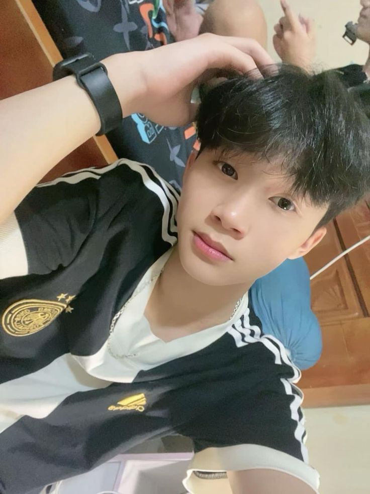 Ảnh đời thường trai 2k9