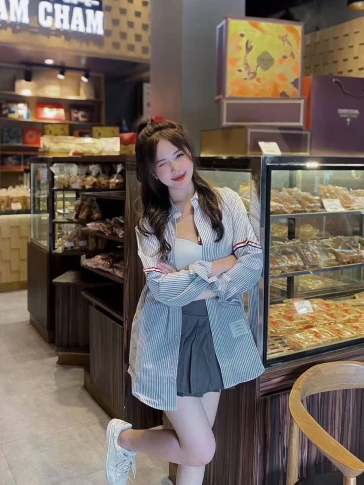 Ảnh gái xinh cute ngoài trời.