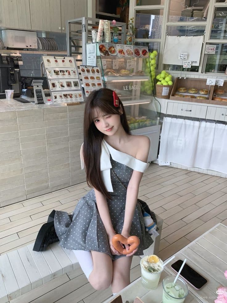 Ảnh gái xinh cute trong trẻo.