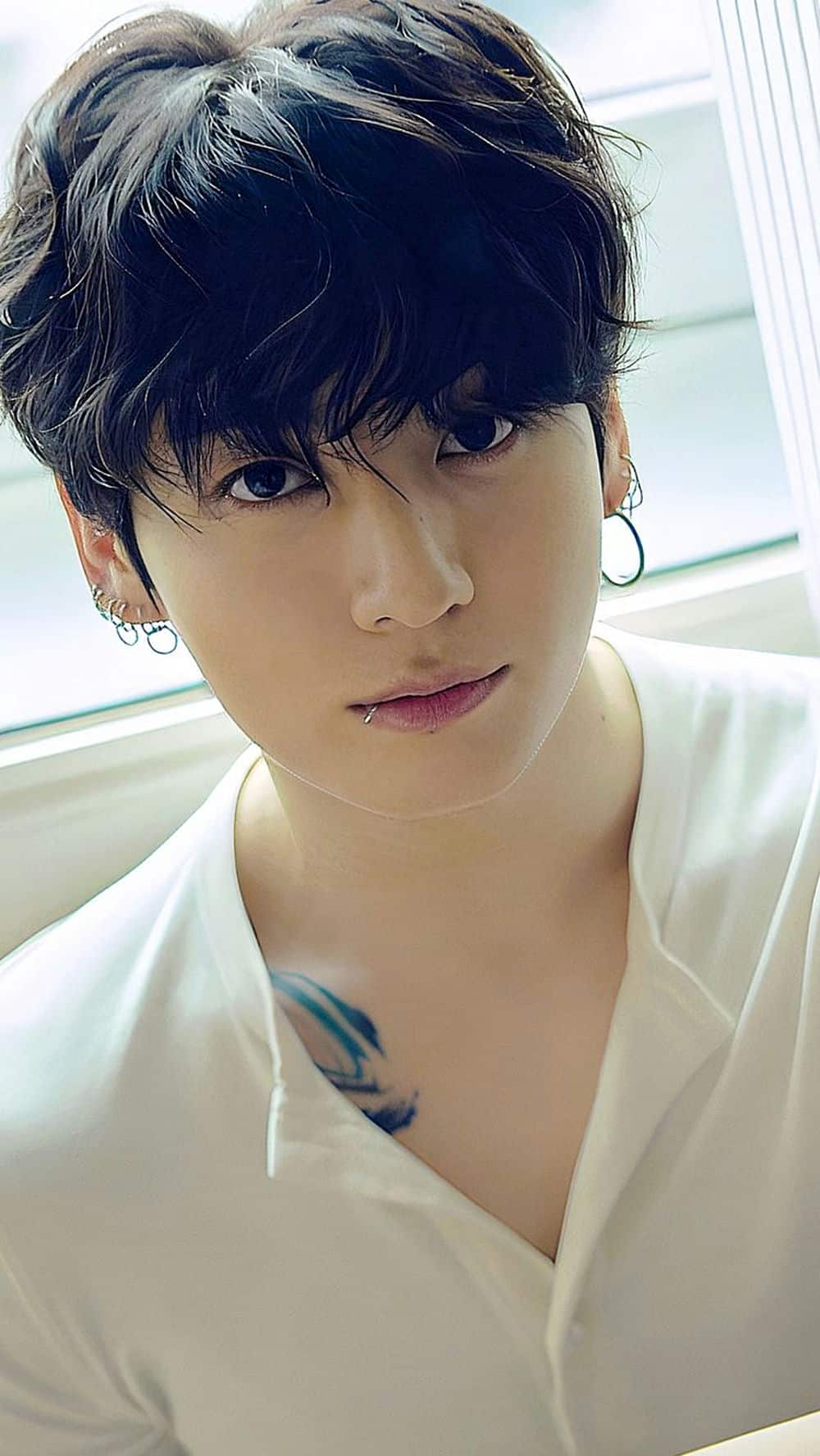 Ảnh hậu trường jungkook vui