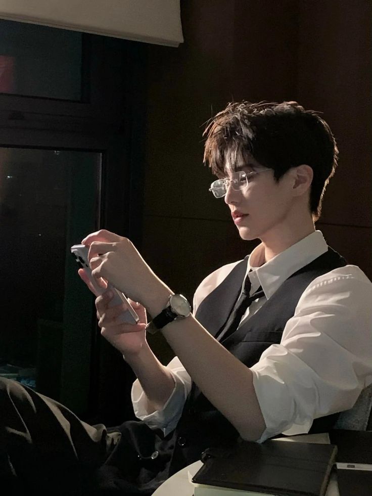 Ảnh phong cách trai kính