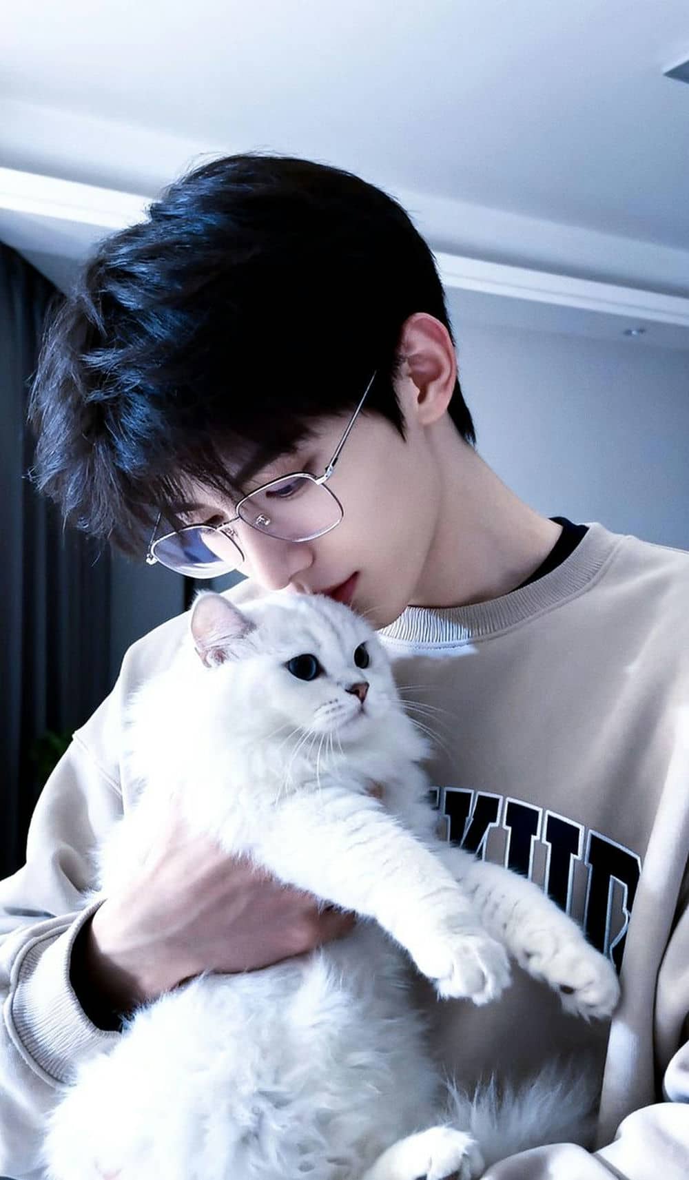 Ảnh phong thái trai kính