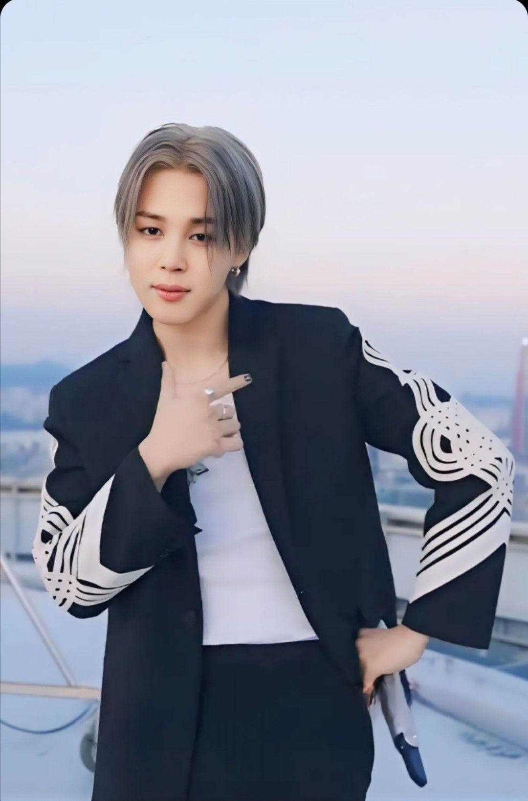 Ảnh thời trang jimin trẻ