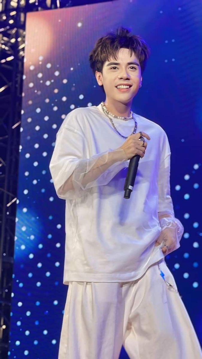 Ảnh trình diễn Quang Masterd