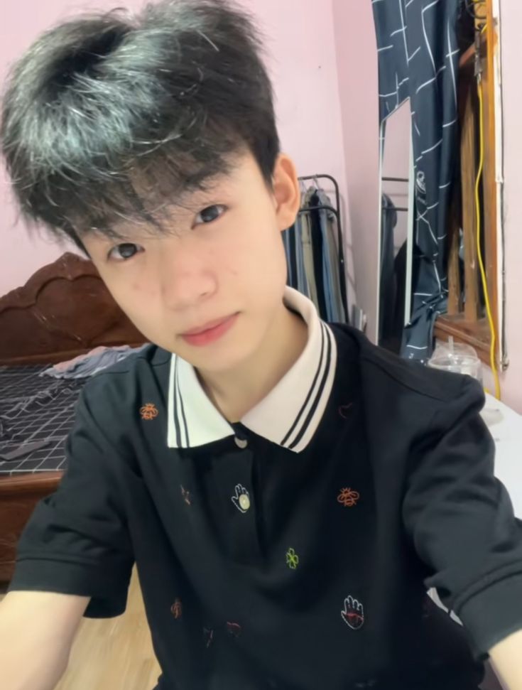 Ảnh trình diễn trai 2k9