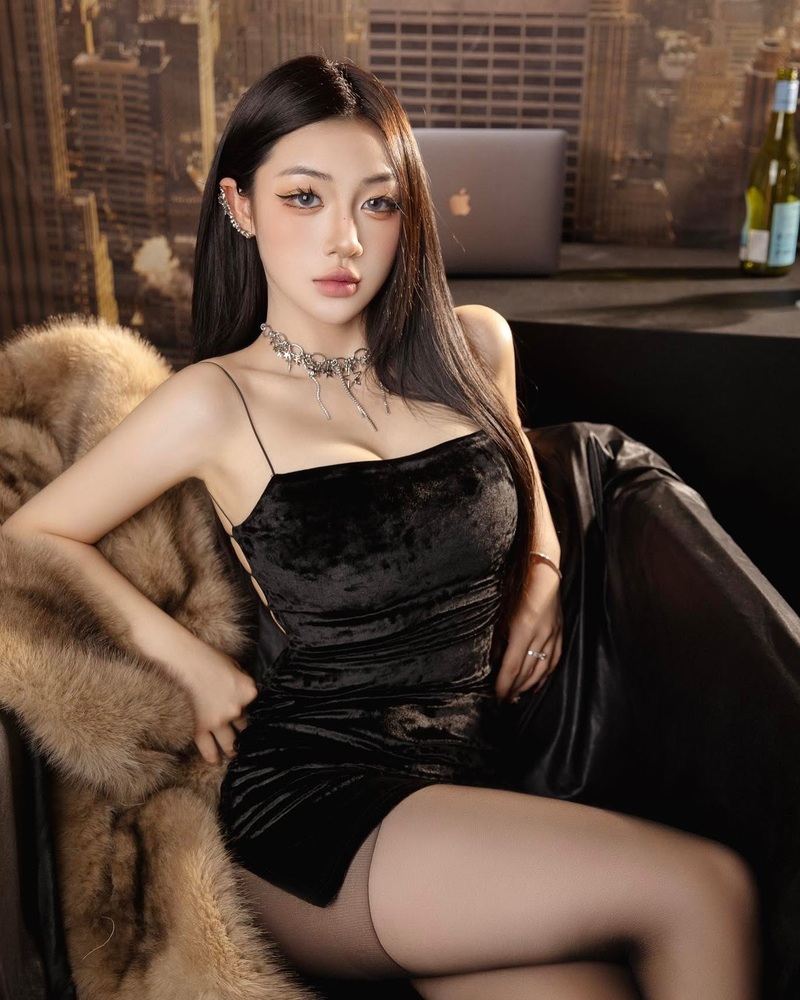 ảnh Trần Hà Linh