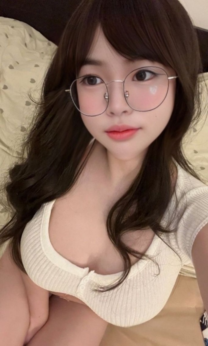 ảnh gái xinh 2k6 ngây thơ