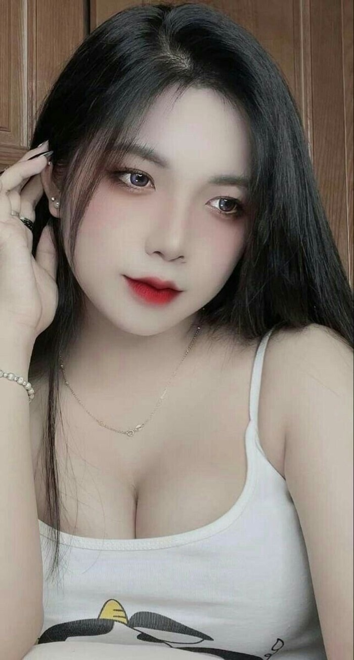 ảnh gái xinh 2k9 lạnh lùng