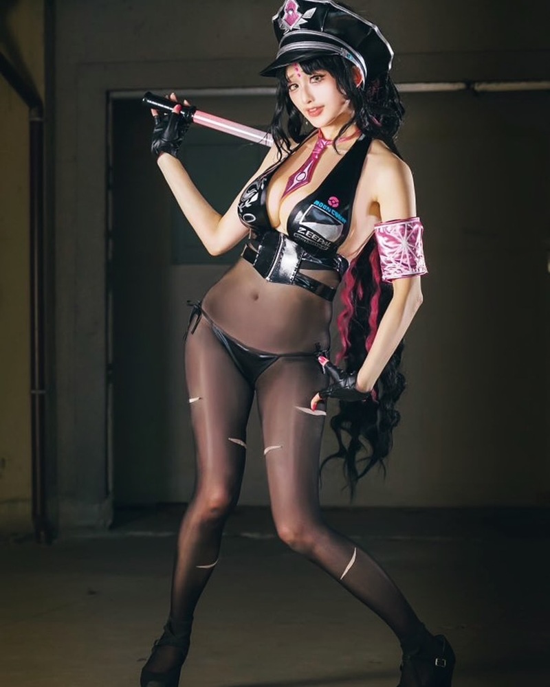 ảnh gái xinh cosplay dâm