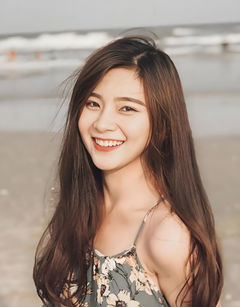 ảnh gái xinh cười tươi
