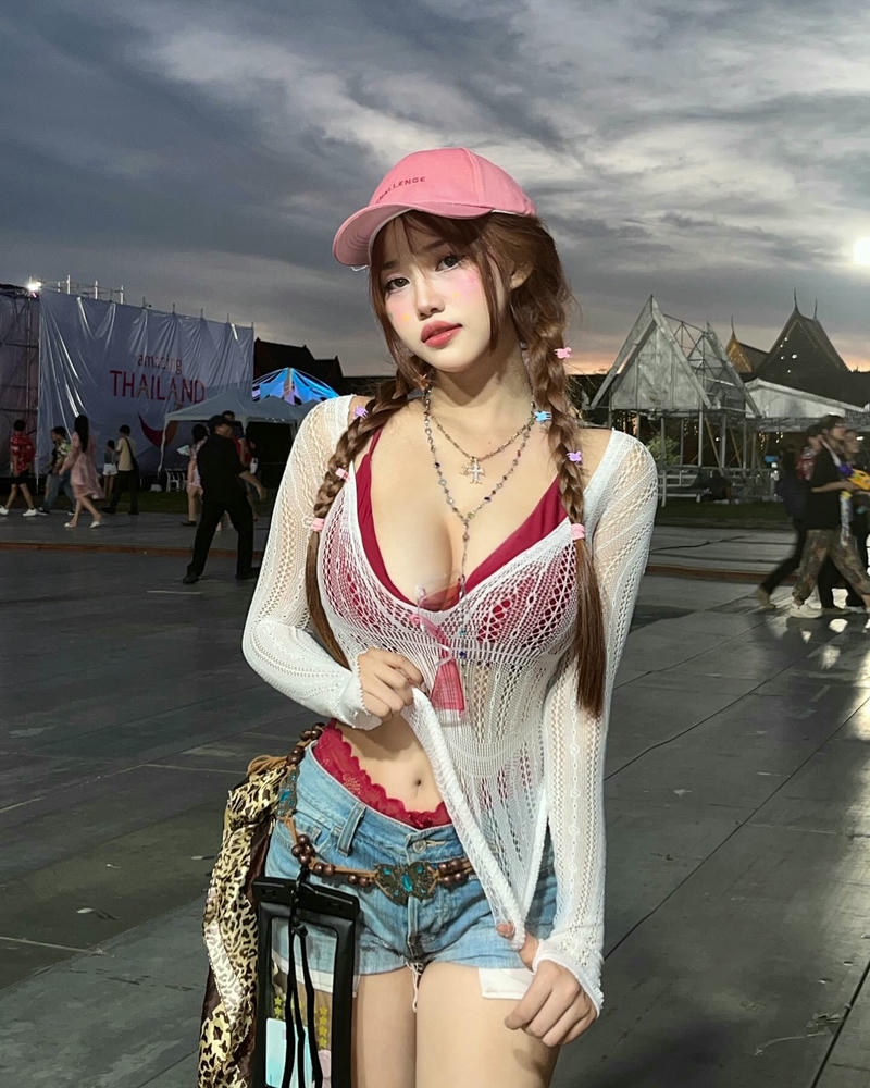 ảnh hotgirl ngực to