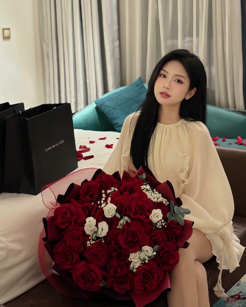 ảnh hotgirl tiktok gợi cảm