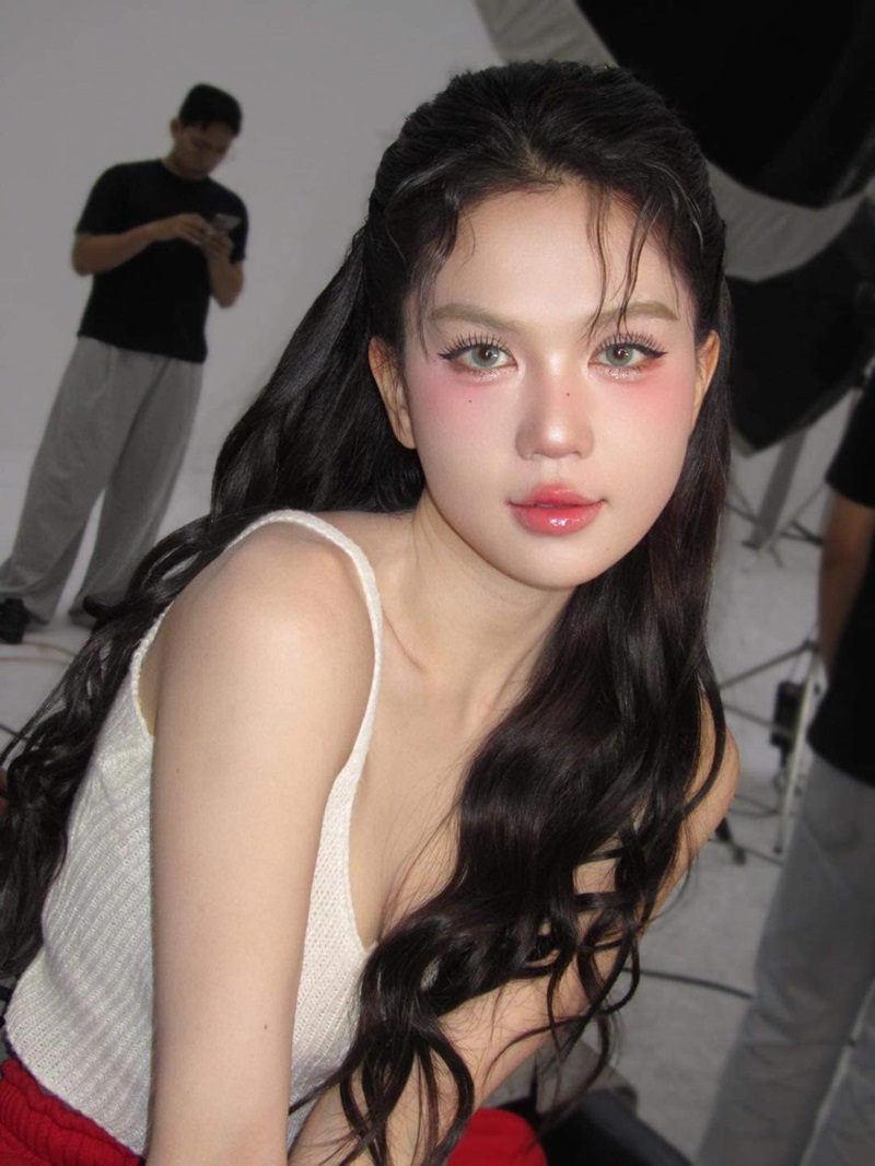 ảnh ngọc trinh khiêu gợi