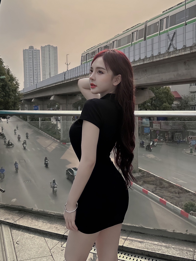 ảnh trần huyền châu body ngon