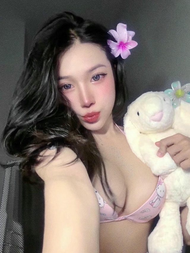 ảnh gái xinh cute zú to