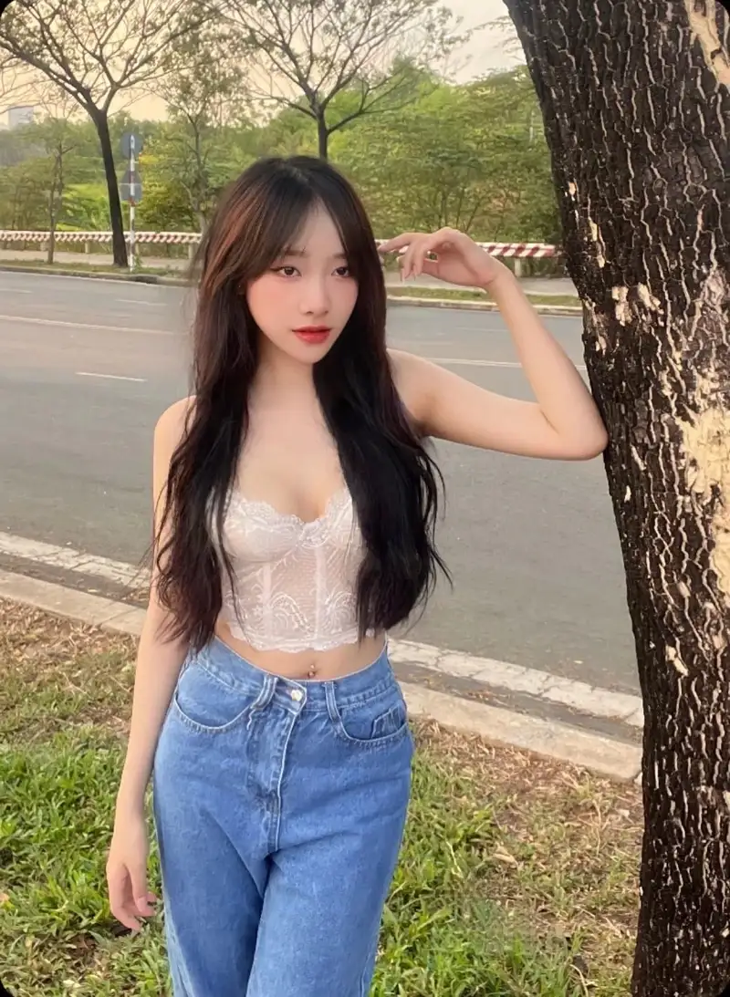 gai xinh 2k rạng rỡ.