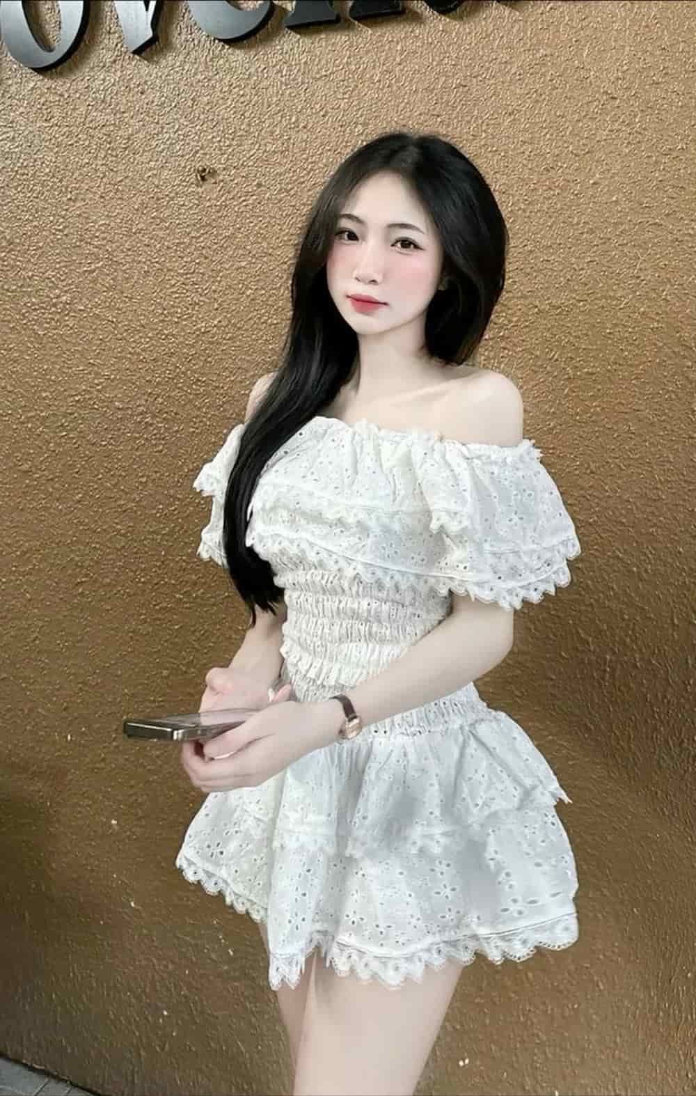 gái xinh 2k7 dịu dàng