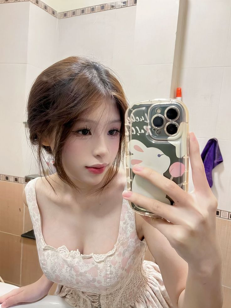 gái xinh 2k8 rạng rỡ