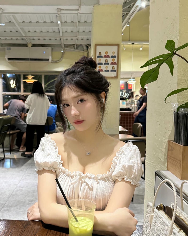 gái xinh Việt Nam khêu gợi