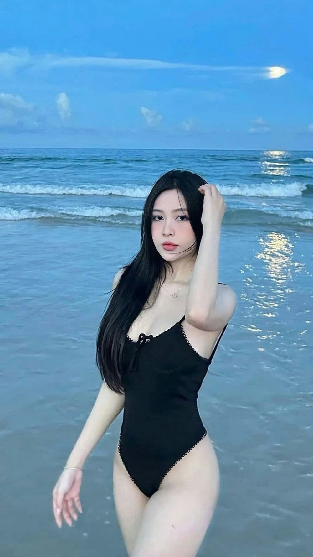 gai xinh bikini thu hut