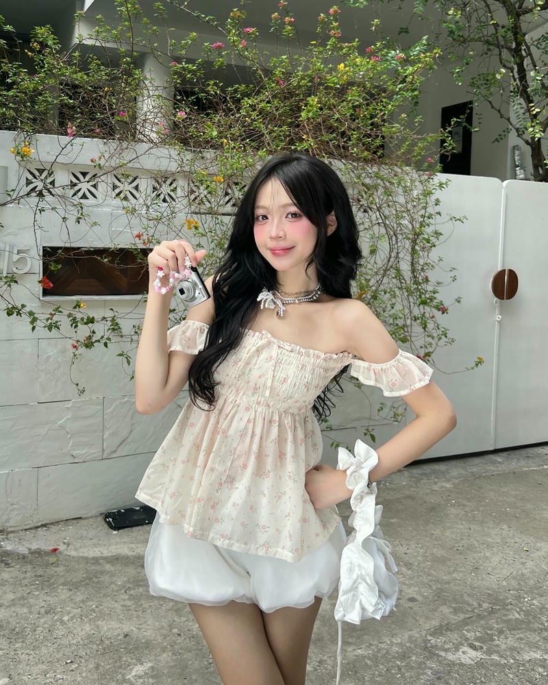 gái xinh đất Việt mặc váy ngắn
