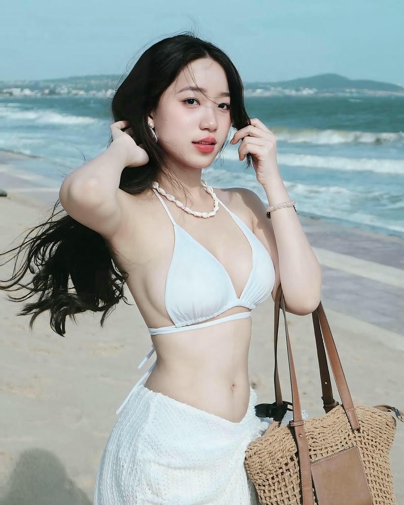 gái xinh hàn quốc hở eo