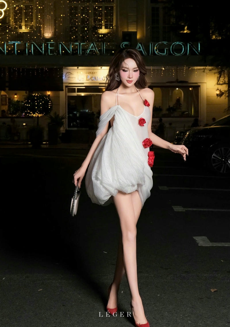 gái xinh váy ngắn dáng ngon