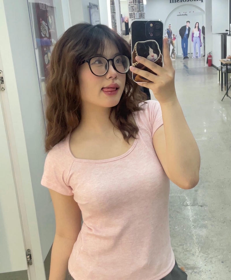 hình ảnh gái xinh đeo kính