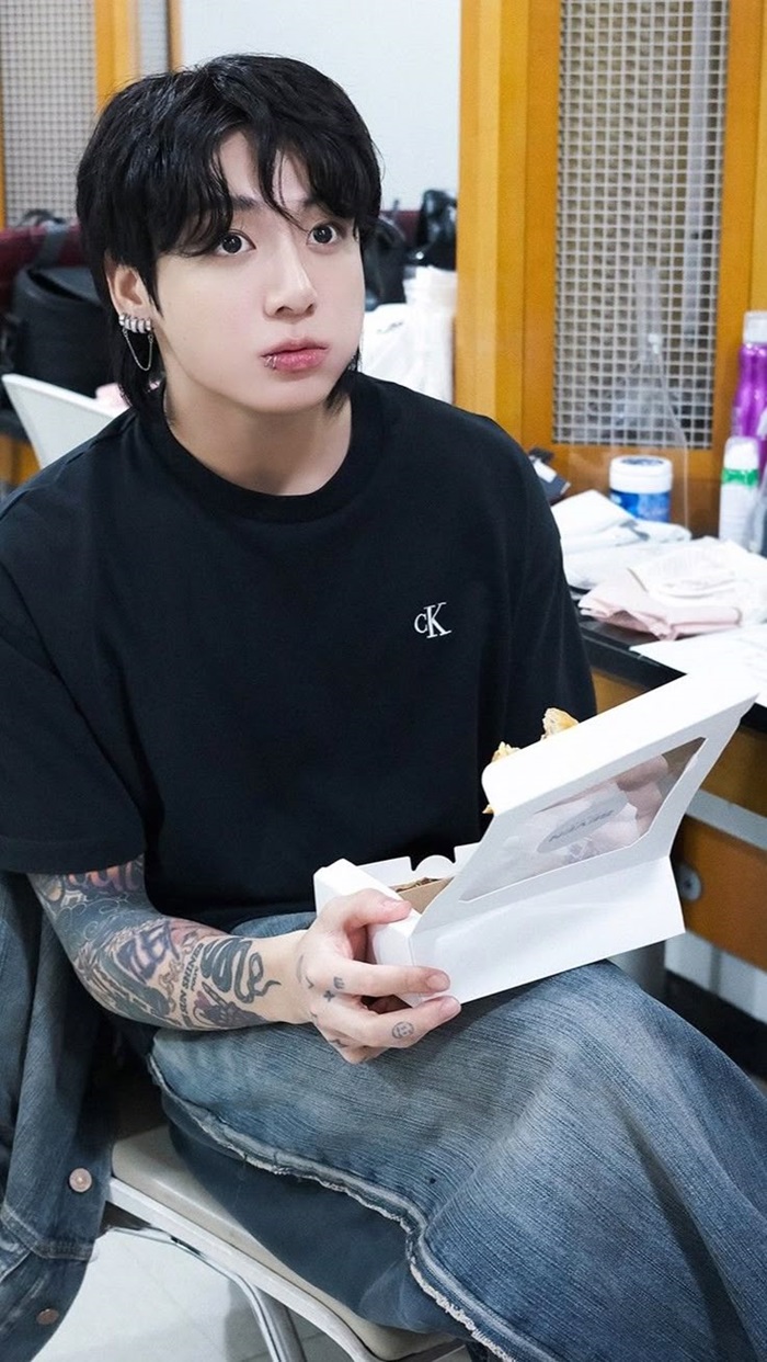 hình ảnh jungkook cực đáng yêu