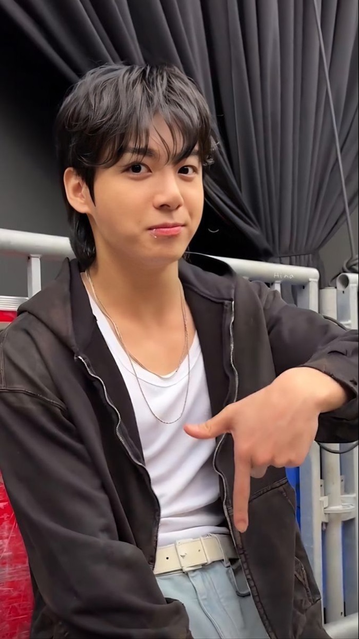 hình ảnh jungkook đẹp đáng yêu