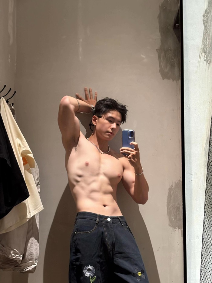 hình trai đẹp 6 múi cute