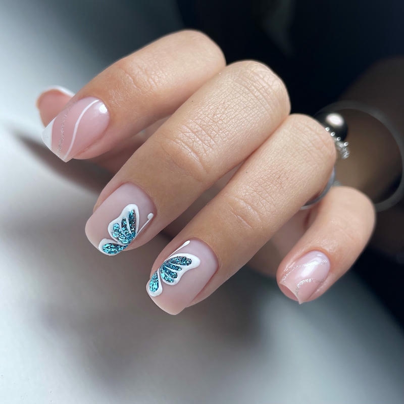 nail bướm cho móng tay ngắn