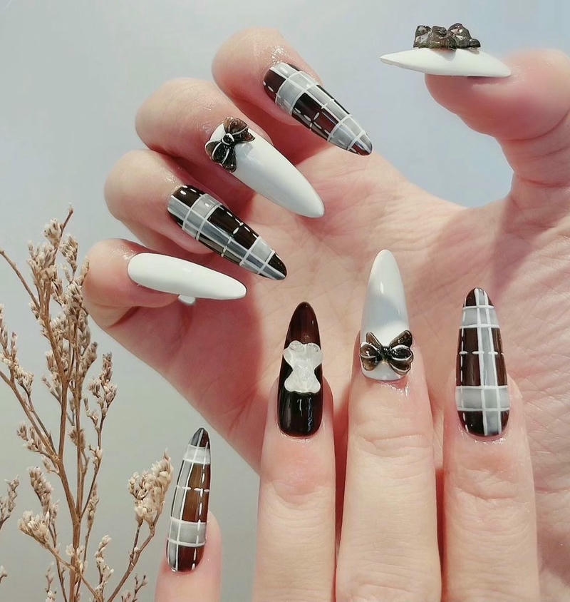 nail caro đính nơ