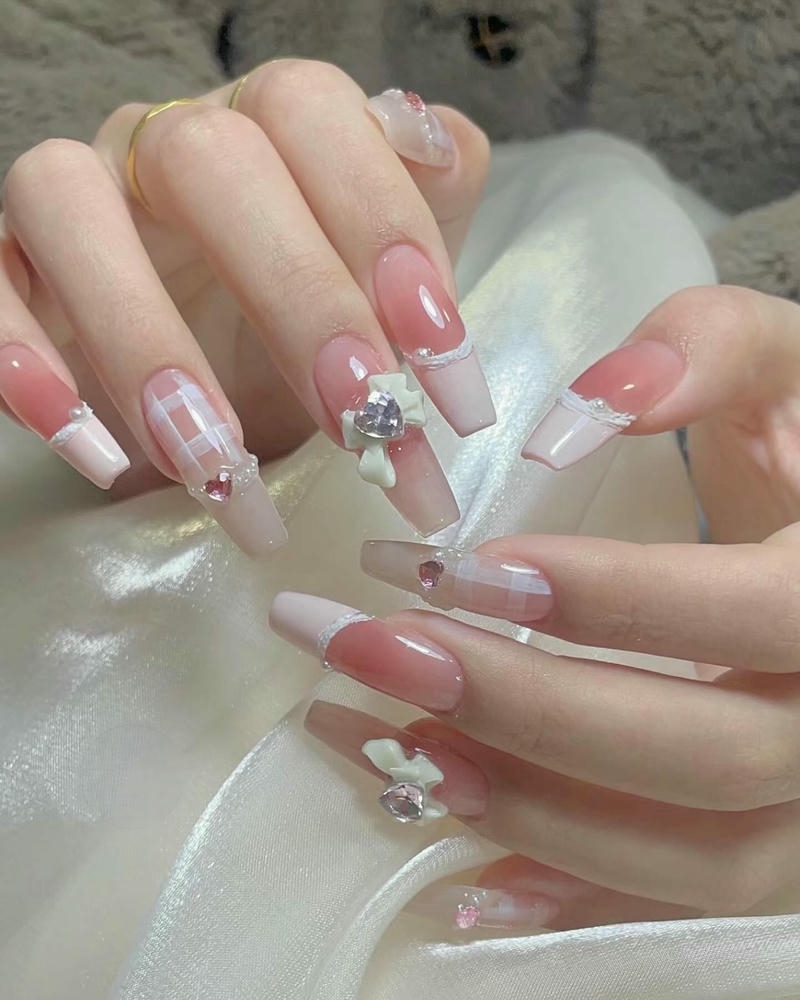 nail chụp kỷ yếu nhẹ nhàng
