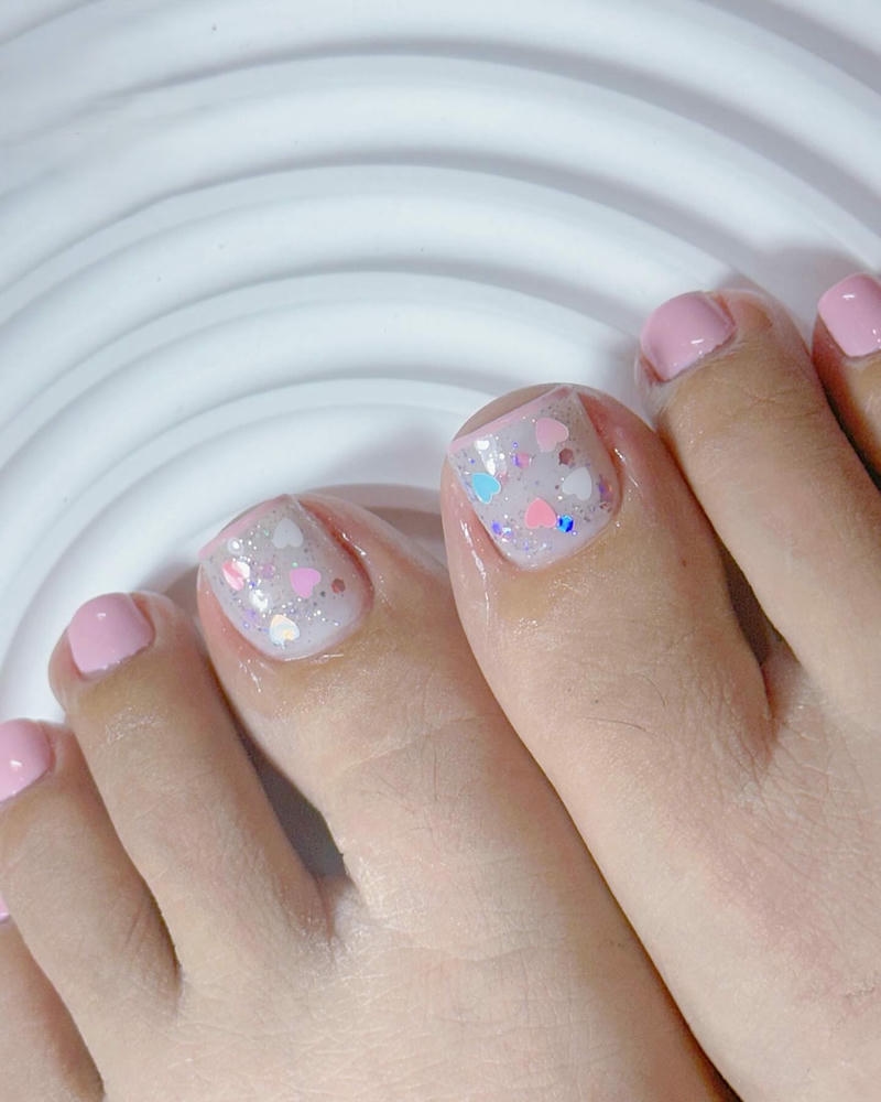 nail chụp kỷ yếu vẽ tim