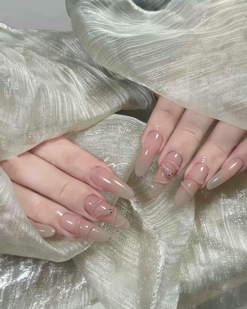 nail con rắn quấn thạch