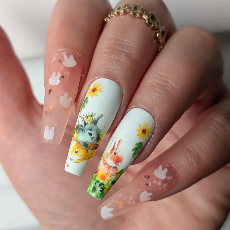 nail con thỏ hoa