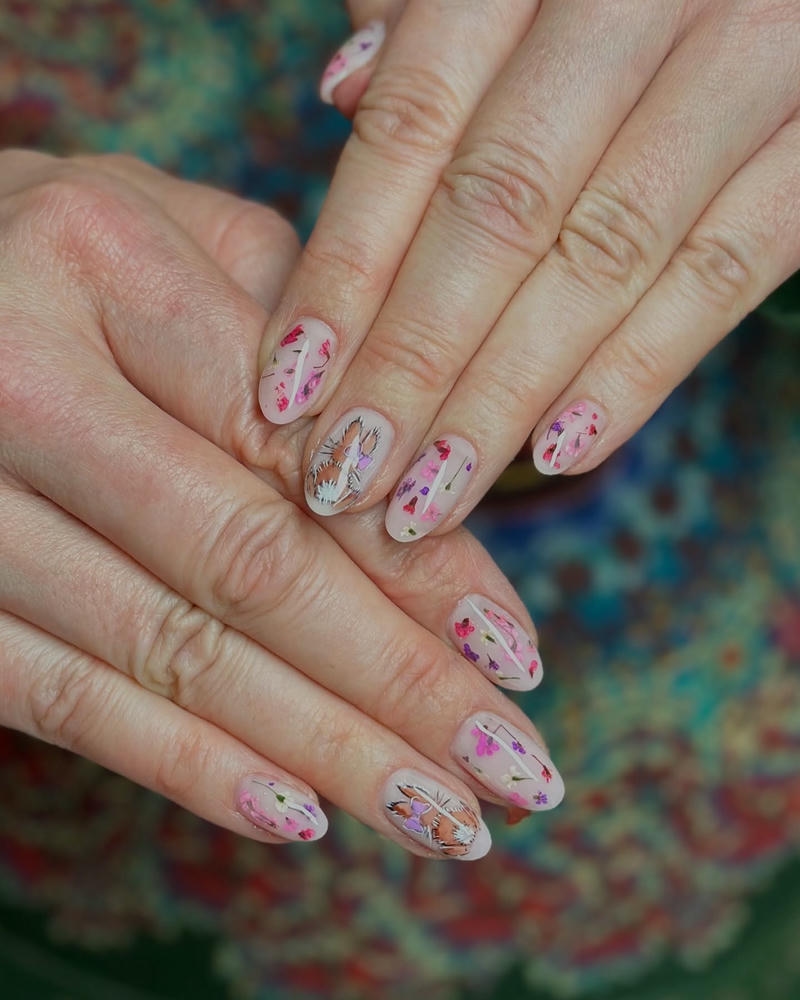 nail con thỏ
