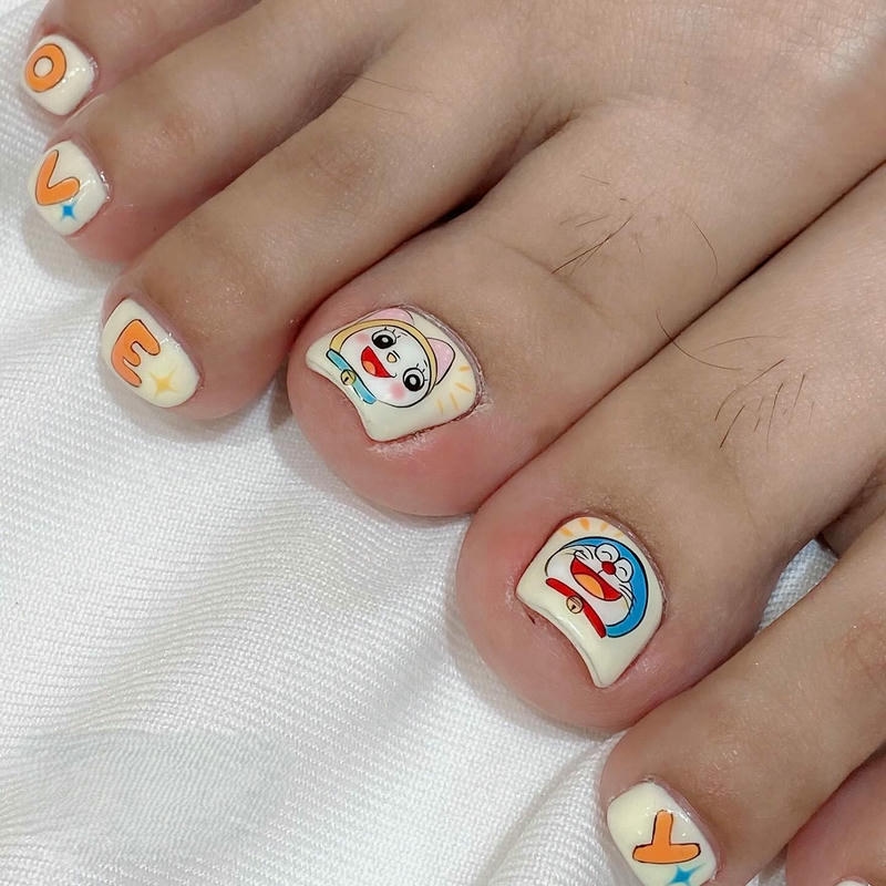 nail đơn giản nhẹ nhàng doremon