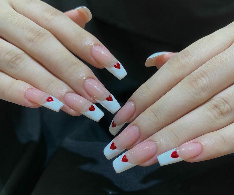 nail đơn giản nhẹ nhàng sơn đầu móng