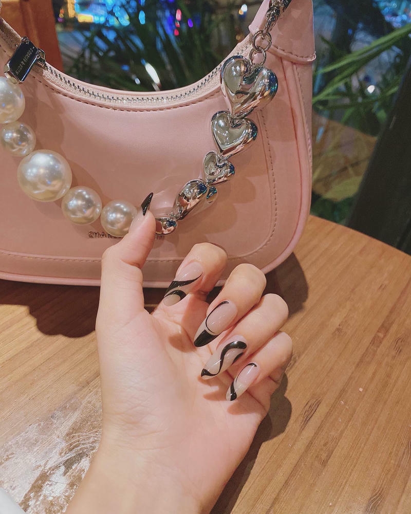nail đơn giản nhẹ nhàng sóng đne