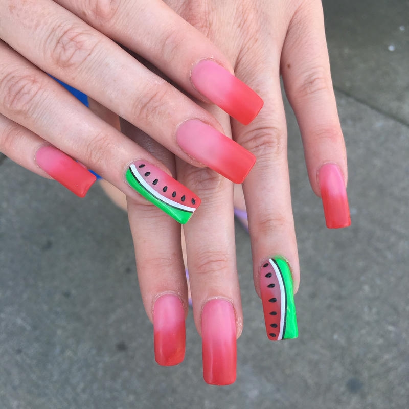 nail dưa hấu móng vuông