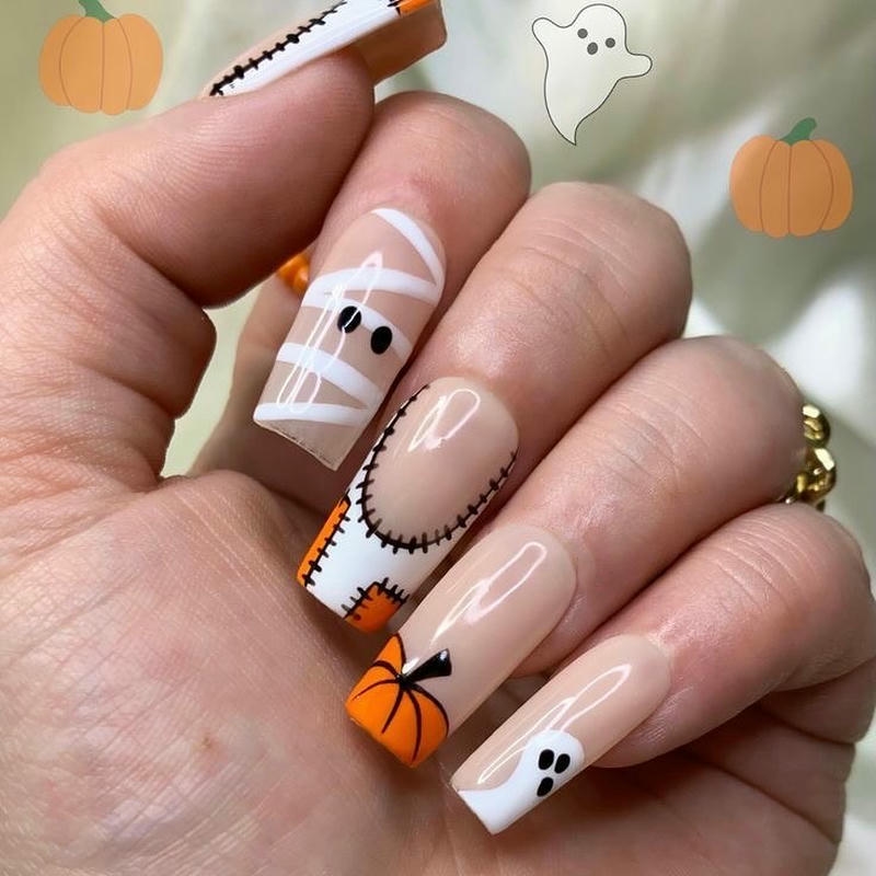 nail halloween kẻ