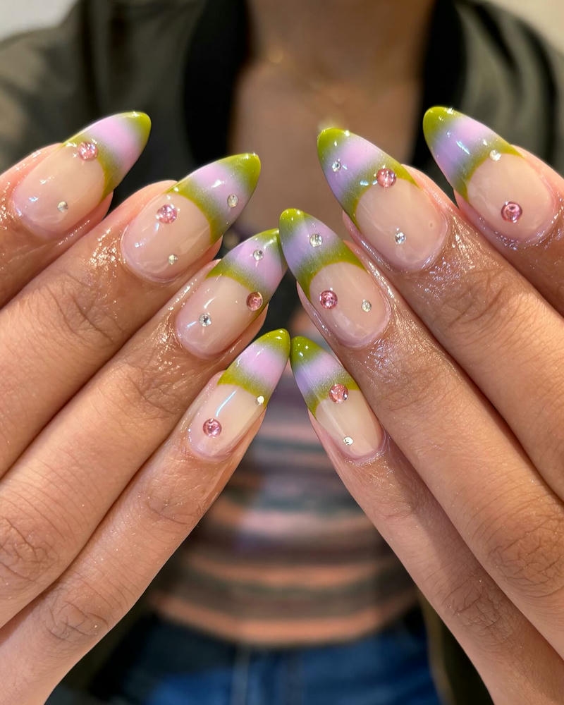 nail hạnh nhân 2 màu