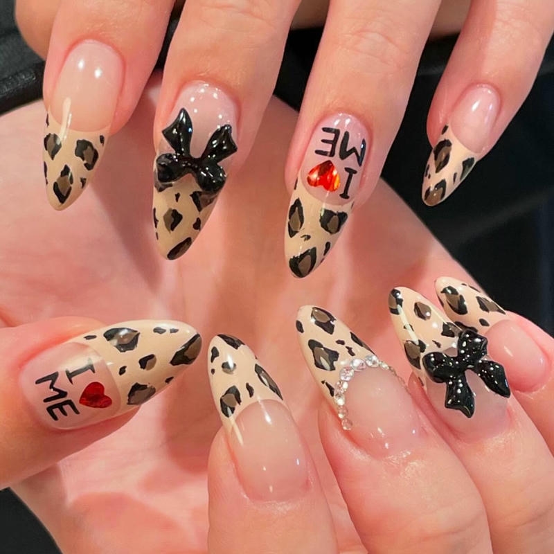 nail hạnh nhân da báo