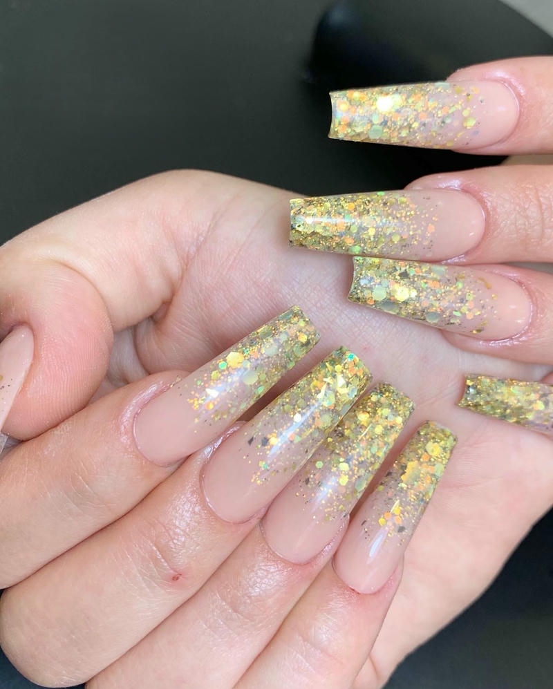 nail jennie kim tuyến vàng