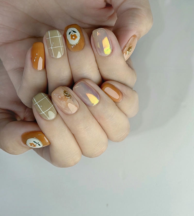 nail kẻ hoa