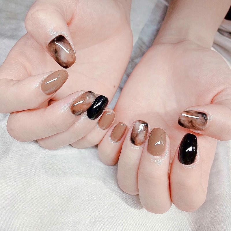 nail loang đen