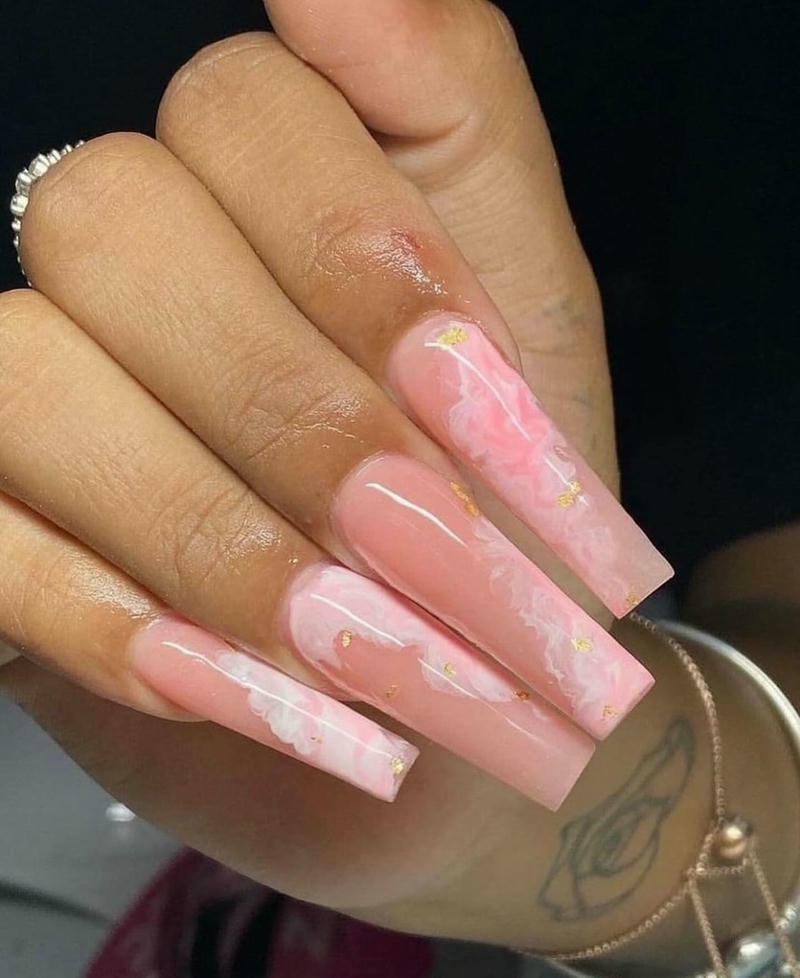 nail loang hồng trắng