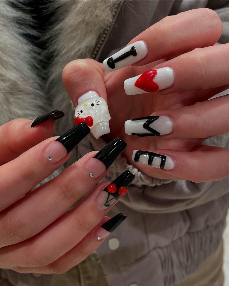 nail vẽ chữ